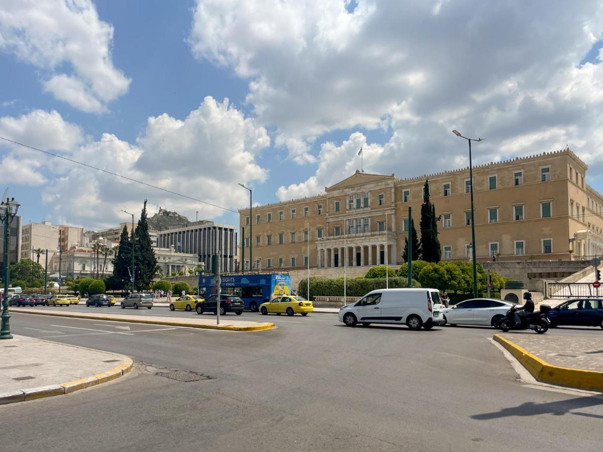Athens Central Studio In Front Of Syntagma Metro מראה חיצוני תמונה