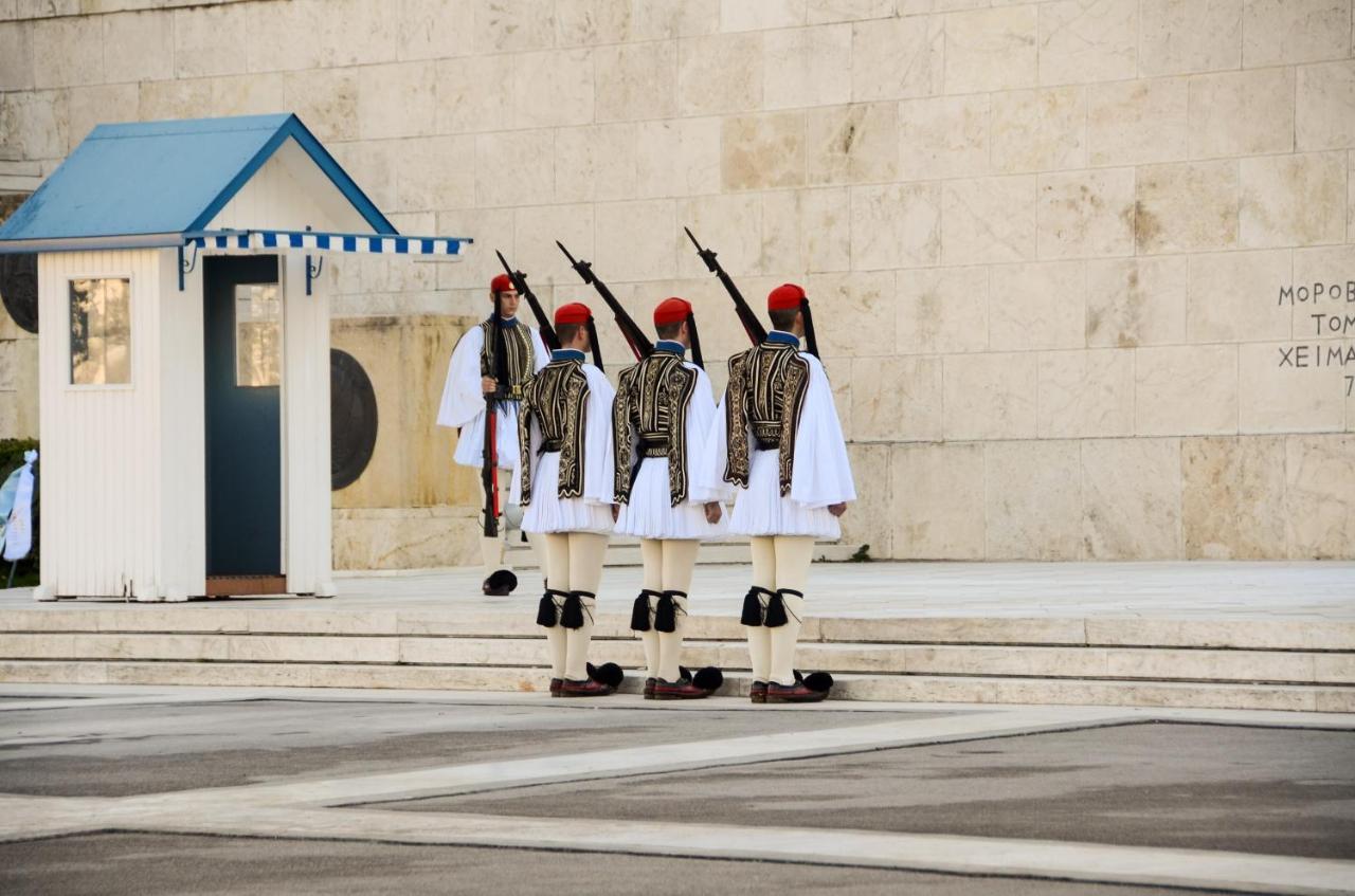 Athens Central Studio In Front Of Syntagma Metro מראה חיצוני תמונה